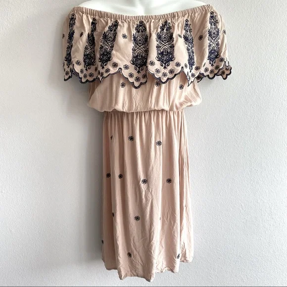 Off Shoulder Embroidered Cream Ruffle Fleur de Lis BOHO Mini Dress Iris Flower - Picture 11 of 11